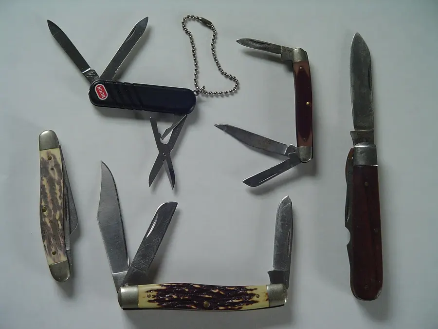 The Pocketknife card