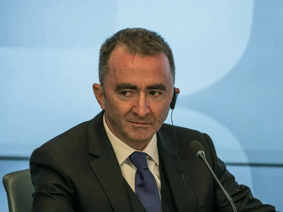 The Paddy Lowe card