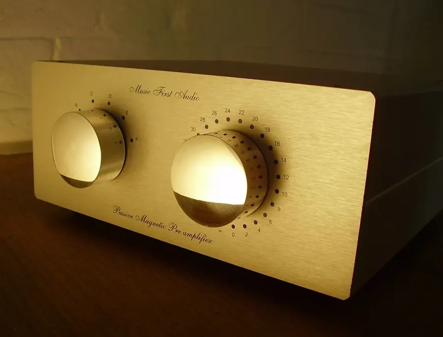 The Preamplifier card