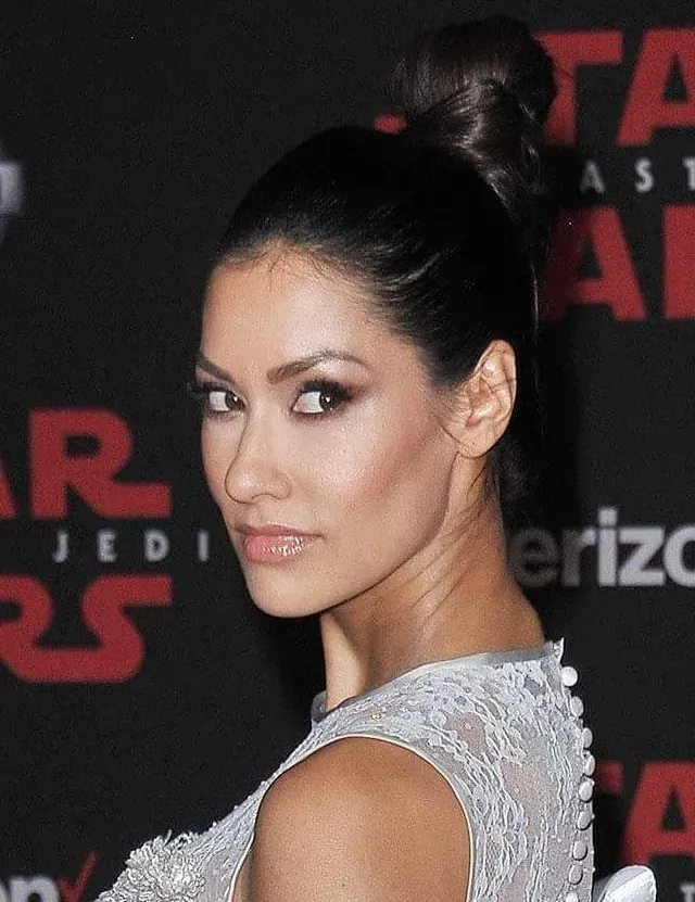 The Janina Gavankar card