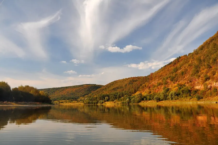 The Dniester Canyon card