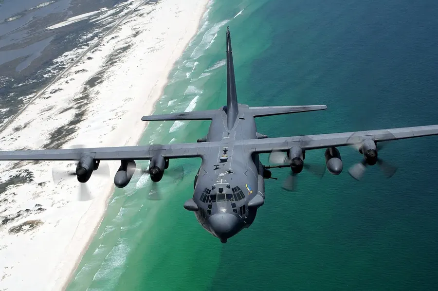La carte Lockheed AC-130