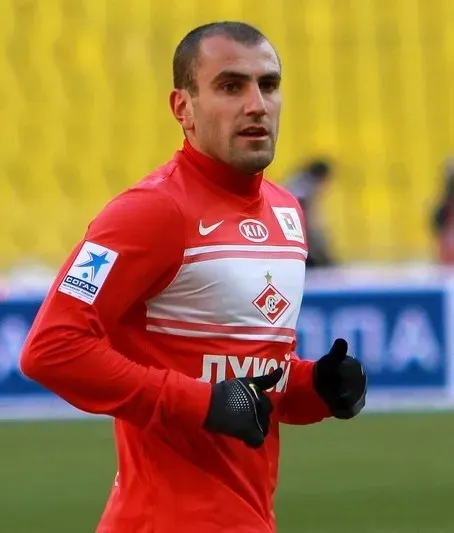 The Yura Movsisyan card