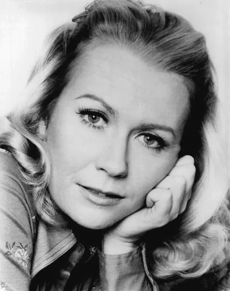 La carte Juliet Mills