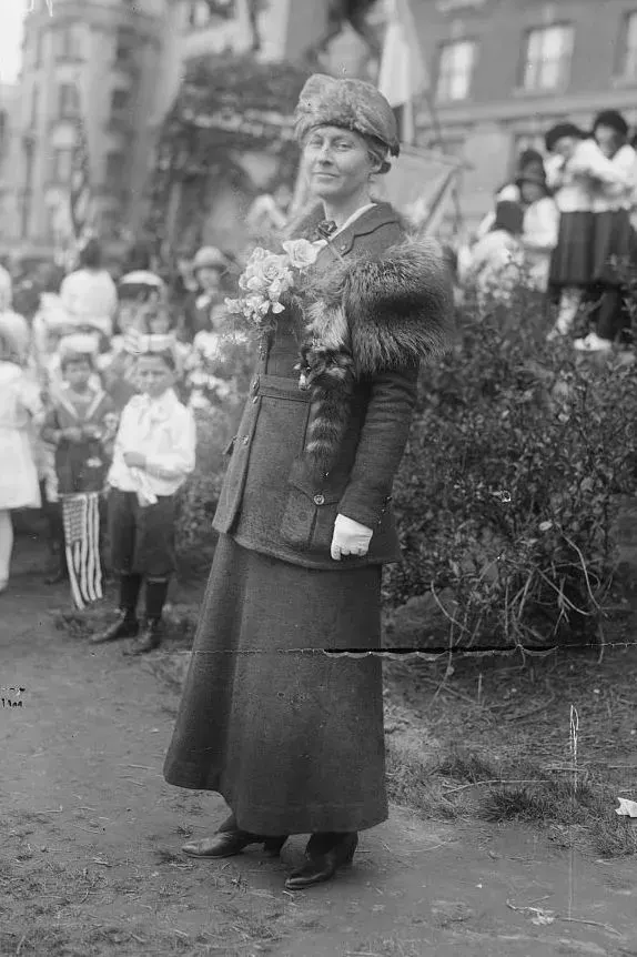 The Anna Hyatt Huntington card
