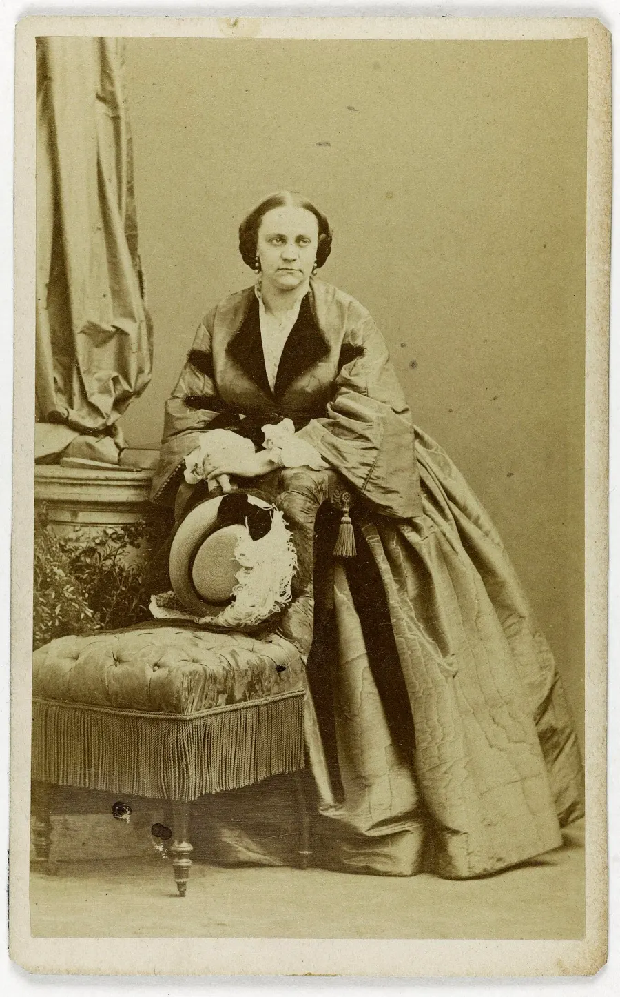 The Antoinette de Mérode card