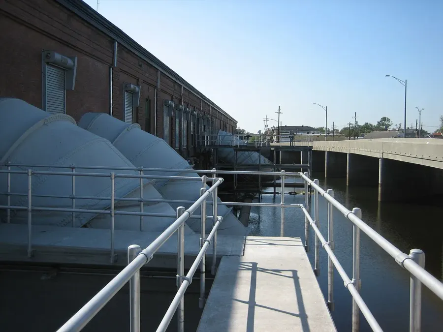 The Pumping station card