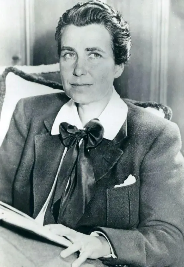 La carte Dorothy Arzner