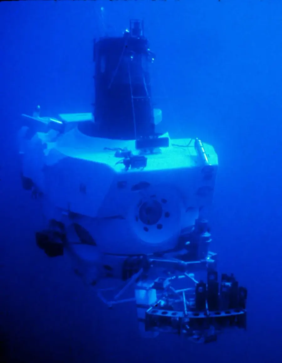 The DSV Alvin card