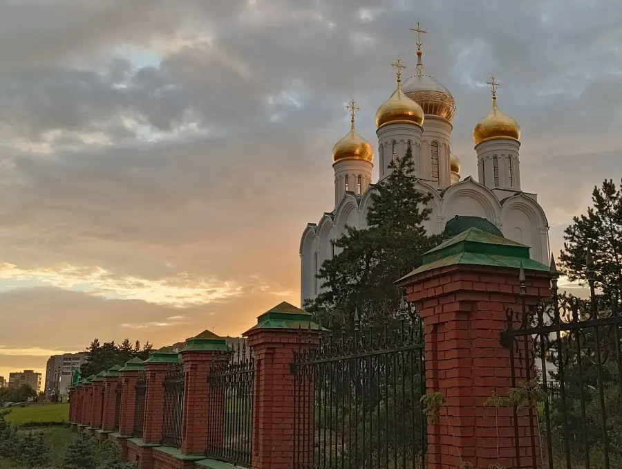 The Cathédrale de la Résurrection de Dzerjinsk card