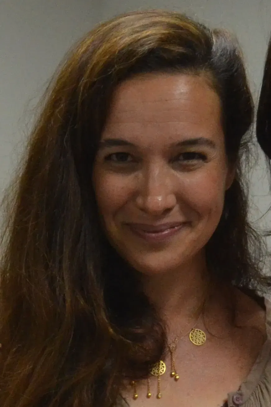 The Yael Abecassis card