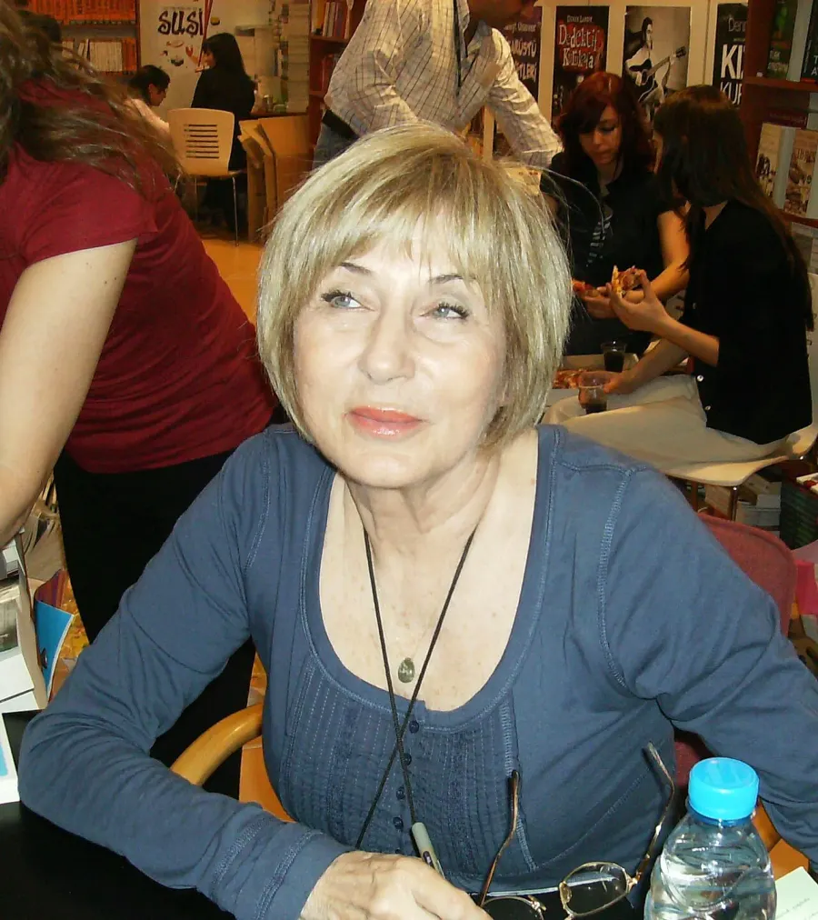 La carte Ayşe Kulin