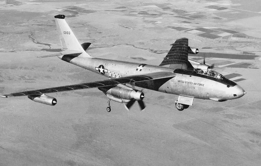 The Boeing B-47 Stratojet card