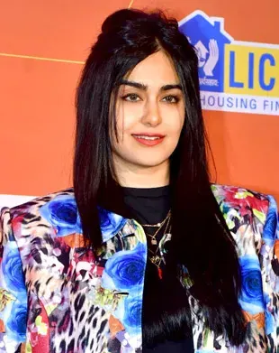 La carte Adah Sharma