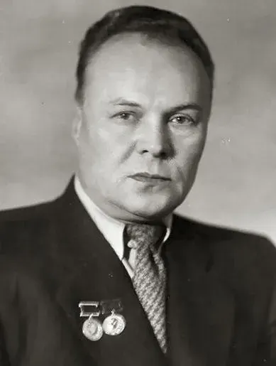 The Nikolai Tomsky card