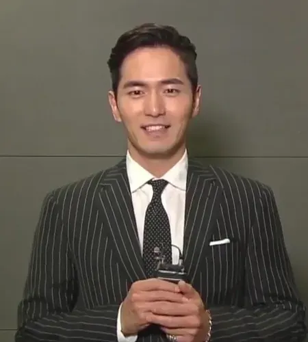 The Lee Jin-wook card