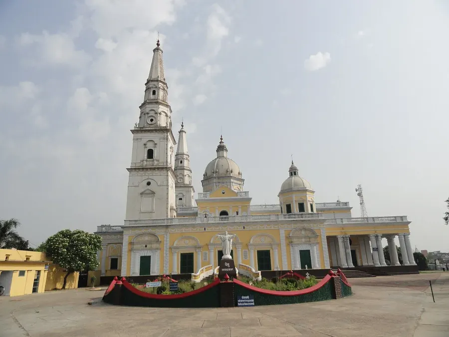 La carte Basilique Notre-Dame-de-Grâces de Sardhana