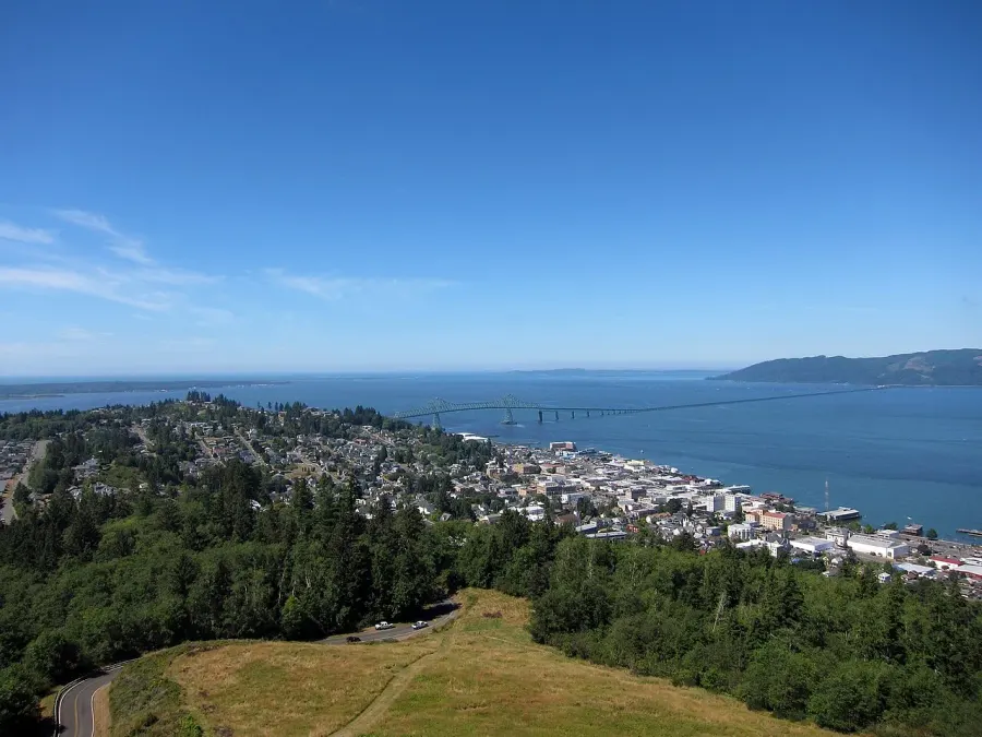The Astoria, Oregon card