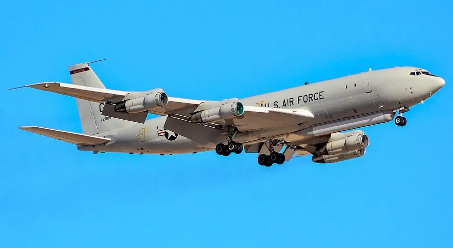 La carte Northrop Grumman E-8 Joint STARS