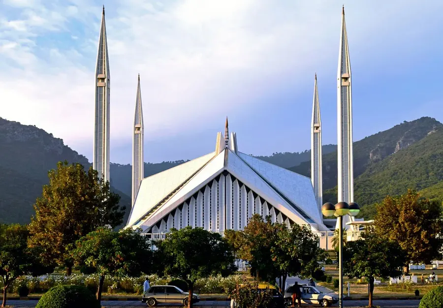 The Faisal Mosque card