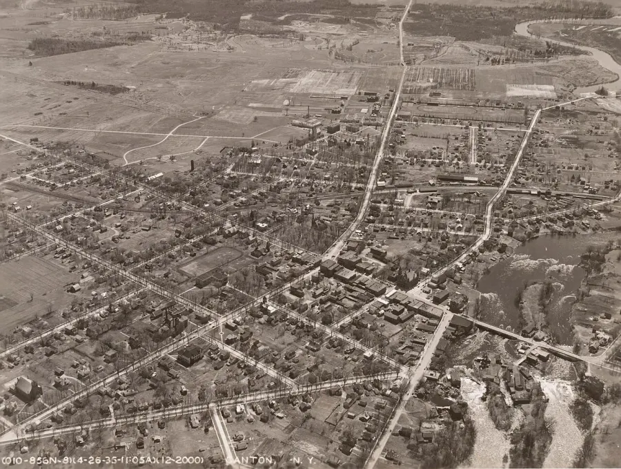 The Canton, New York card
