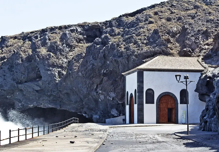 La carte Grotte de Achbinico