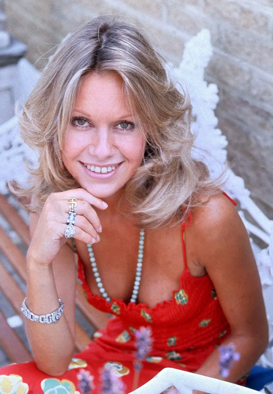 The Suzanna Leigh card