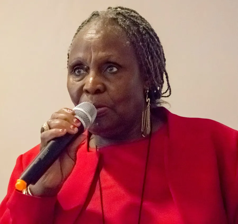 La carte Dorothy Masuka