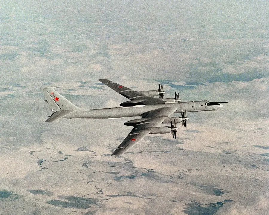 The Tupolev Tu-95LAL card