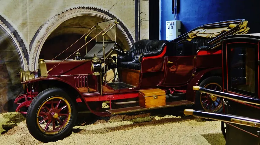 The Antique car card