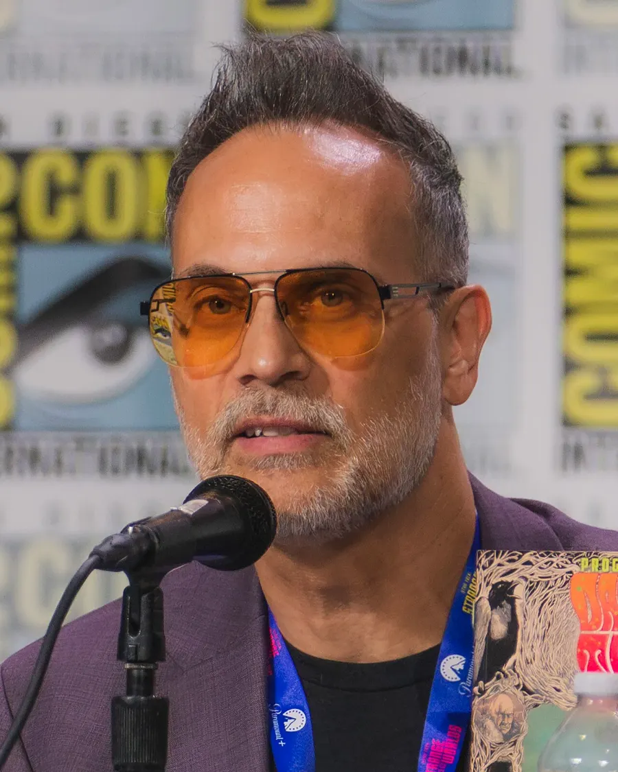 La carte Todd Stashwick