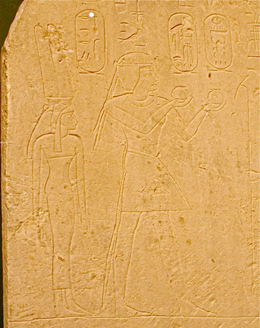 The Nefertari card