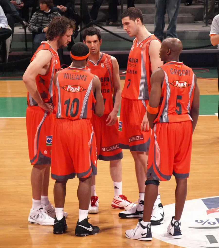 The Valencia Basket card