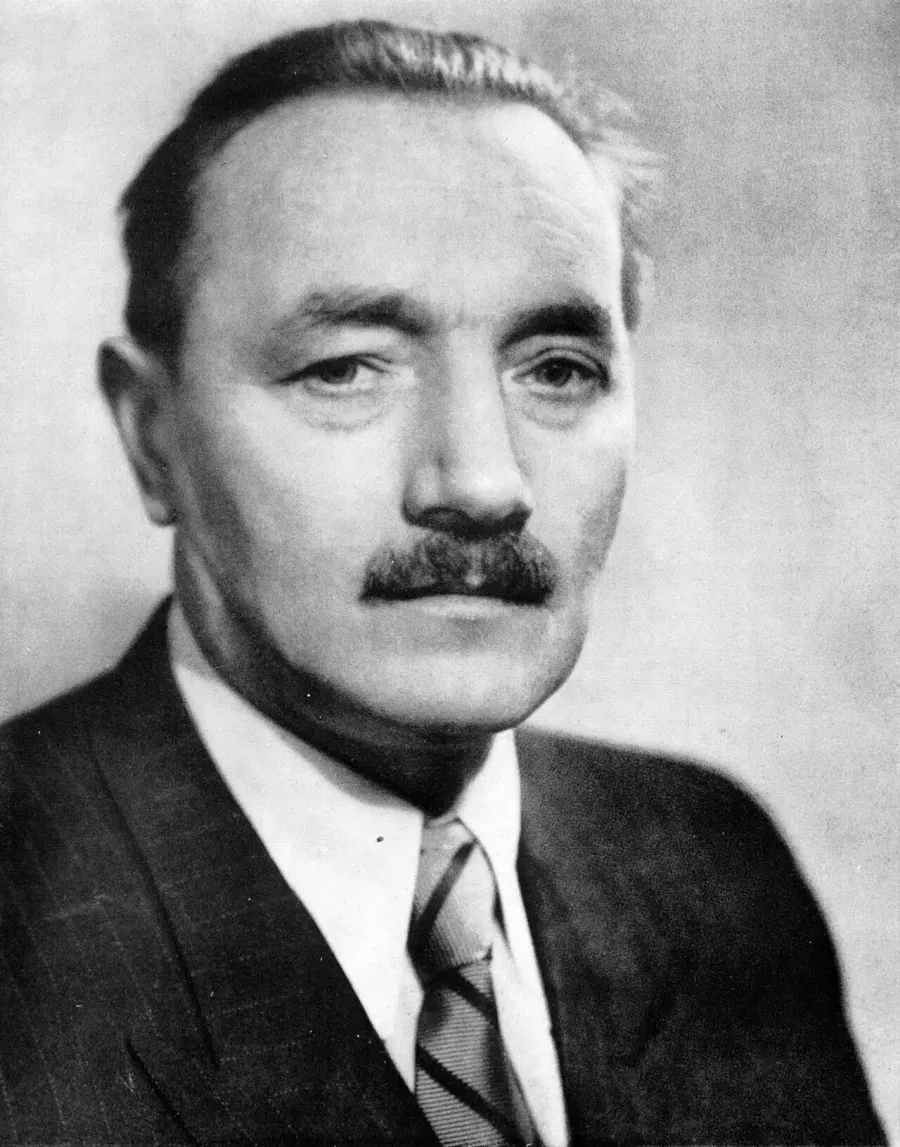 La carte Bolesław Bierut