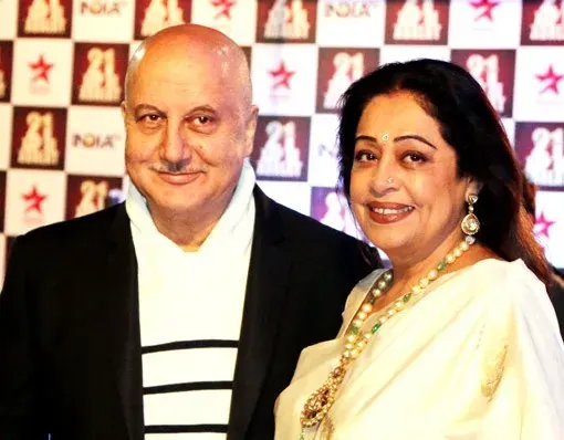 La carte Anupam Kher