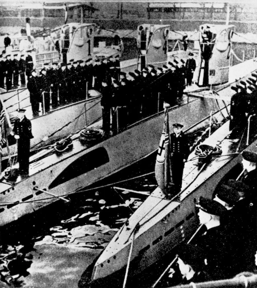 The German submarine U-4 card