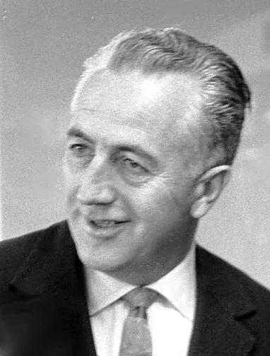 The Lajos Baróti card