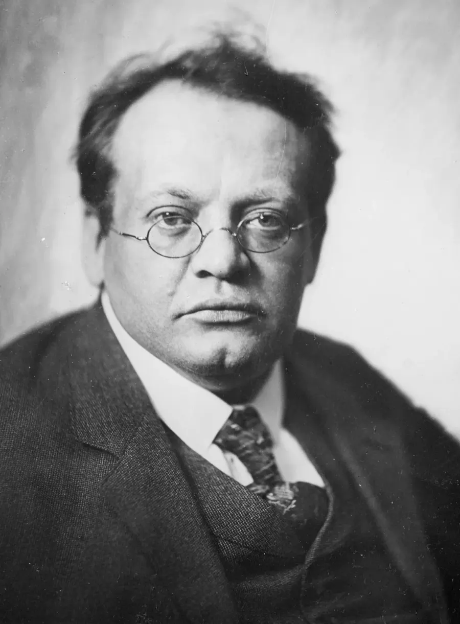 The Max Reger card