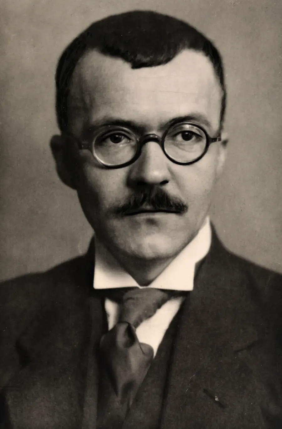 The Arnulf Øverland card