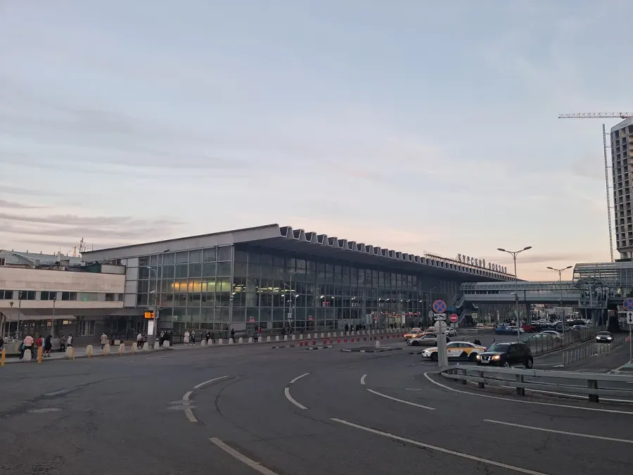 The Moscow Kursky railway station card