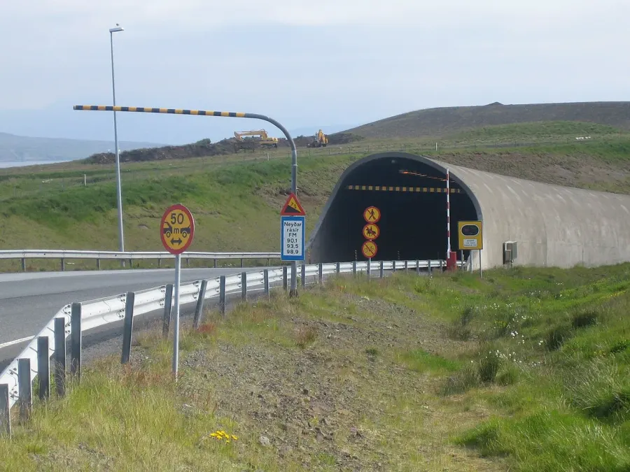 The Hvalfjörður Tunnel card
