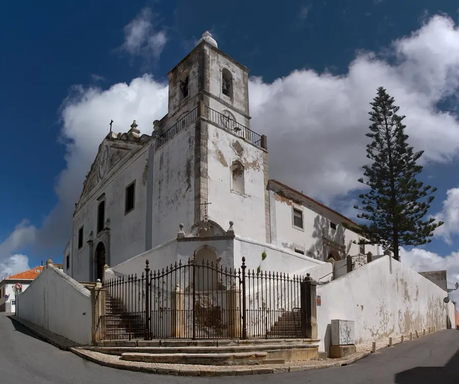 The Igreja de São Sebastião card