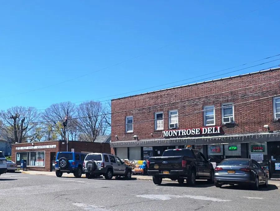 The Montrose, New York card