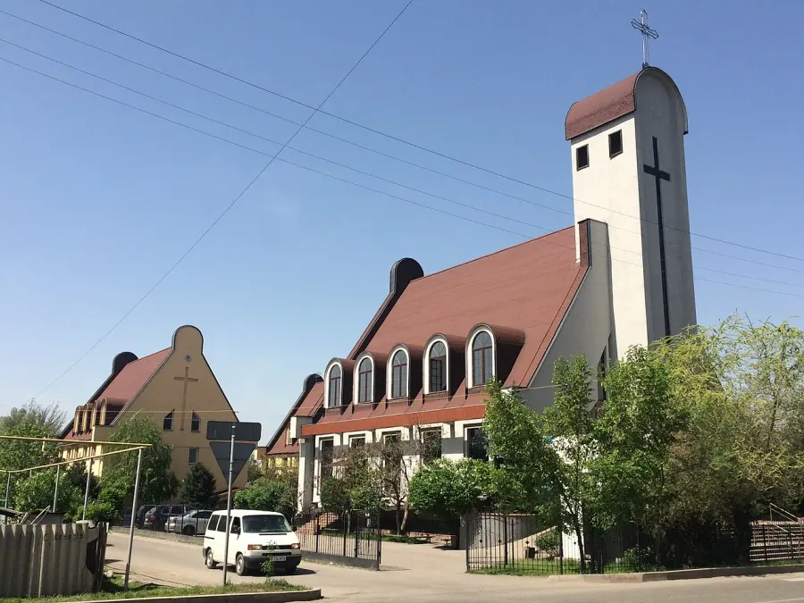 The Cathédrale de la Sainte-Trinité d'Almaty card