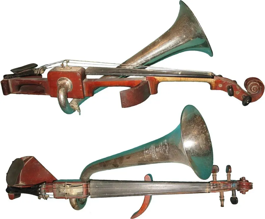 La carte Violon à pavillon