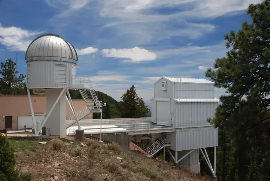 The Apache Point Observatory card