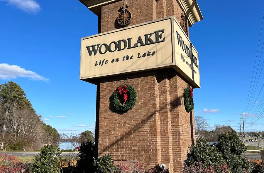The Woodlake, Virginia card