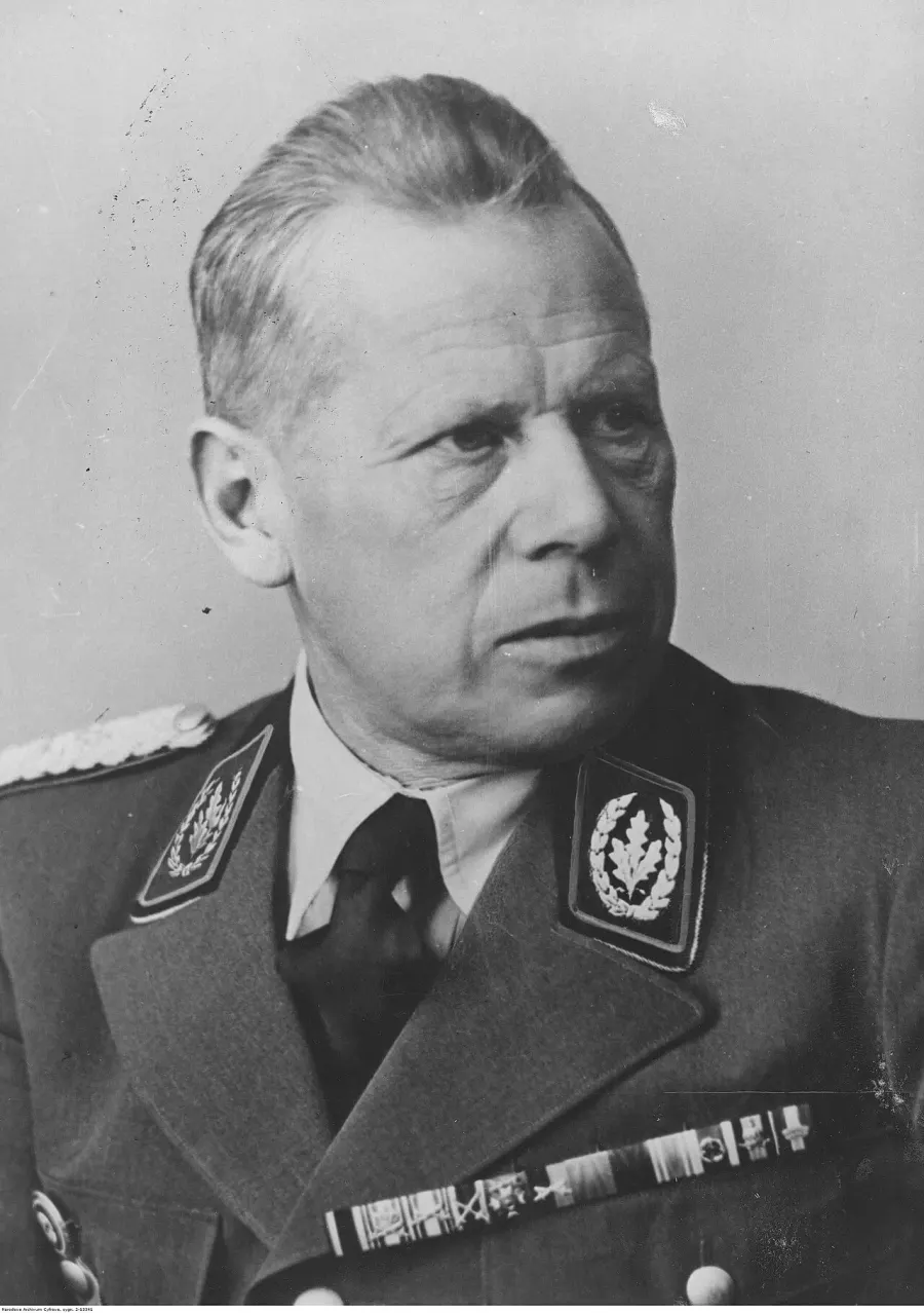 The Adolf Hühnlein card