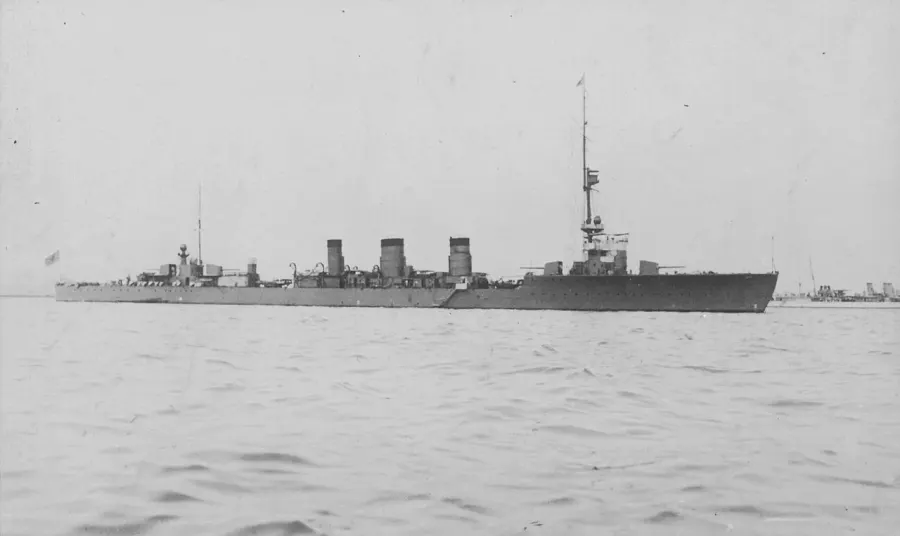 The Japanese cruiser Tenryū card