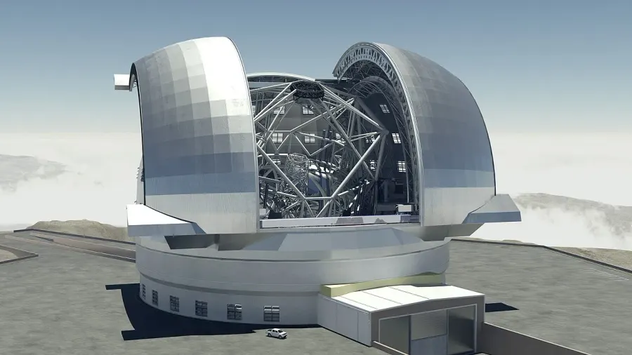The Extremely Large Telescope card